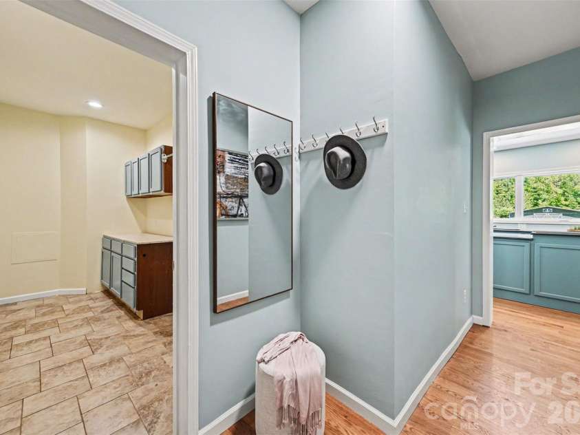 826 Deer Path Place, Mooresville, NC 28115.  MLS# CAR4284866, YatesRealty ID 15007. Main Floor Laundry