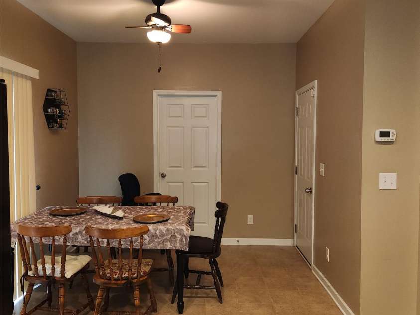 1045 Willow Wind Drive, Gastonia, NC 28054.  MLS# CAR4324677, YatesRealty ID 15009. 