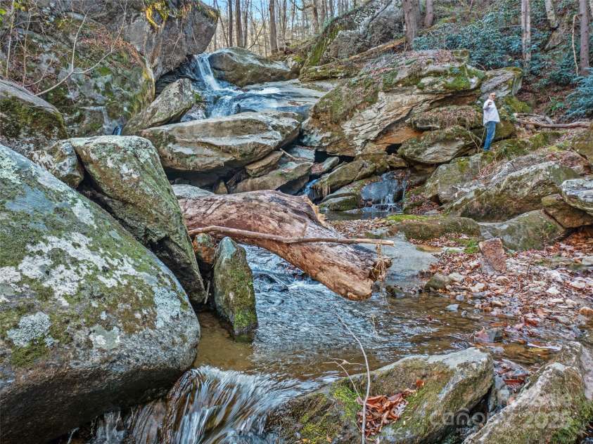 23 Katies Road, Marshall, NC 28753.  MLS# CAR4203088, YatesRealty ID 1501. 