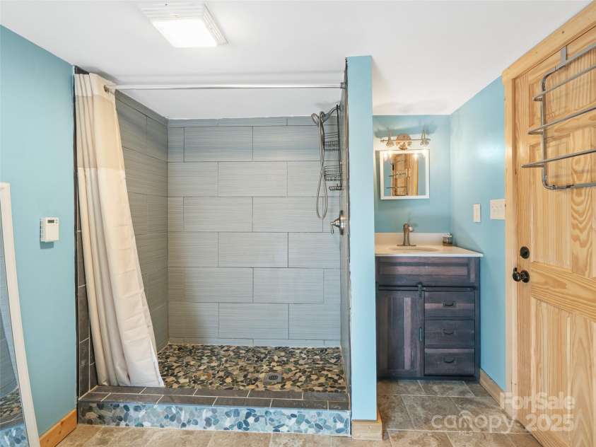 23 Katies Road, Marshall, NC 28753.  MLS# CAR4203088, YatesRealty ID 1501. Second Floor Bonus Bathroom 3