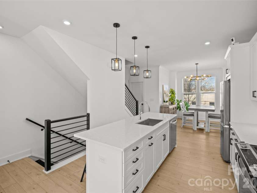 439 Blairhill Road, Charlotte, NC 28217.  MLS# CAR4337502, YatesRealty ID 1501. 