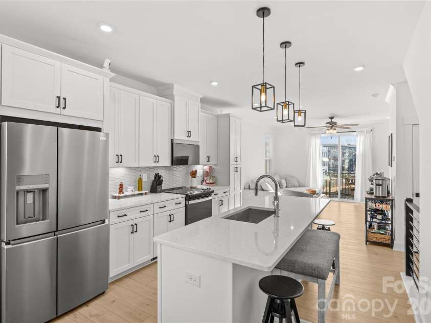 439 Blairhill Road, Charlotte, NC 28217.  MLS# CAR4337502, YatesRealty ID 1501. 