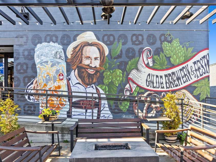 439 Blairhill Road, Charlotte, NC 28217.  MLS# CAR4337502, YatesRealty ID 1501. 