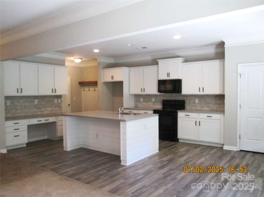 504 Stone River Parkway, Mount Holly, NC 28120.  MLS# CAR4280796, YatesRealty ID 1501. 