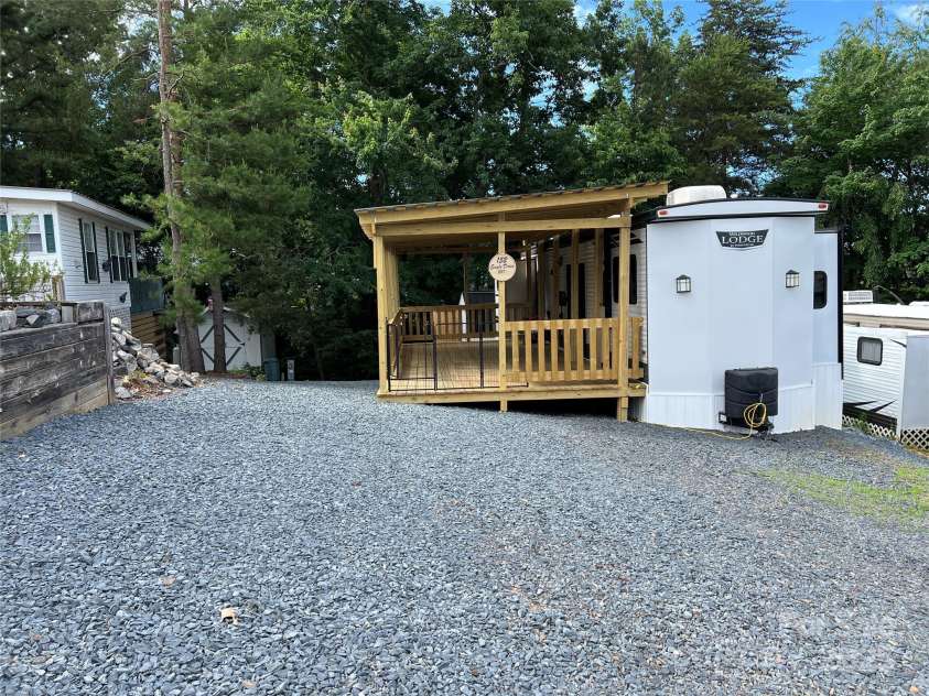 152 Eagle Drive, New London, NC 28127.  MLS# CAR4262634, YatesRealty ID 15010. 