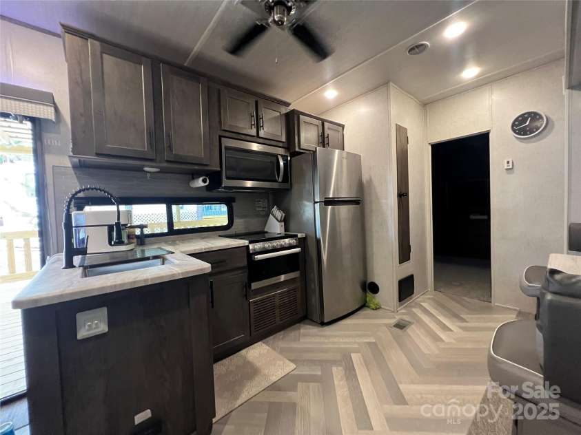 152 Eagle Drive, New London, NC 28127.  MLS# CAR4262634, YatesRealty ID 15010. 