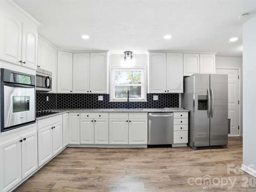 440 Woodland Drive, China Grove, NC 28023.  MLS# CAR4366153, YatesRealty ID 15011. 