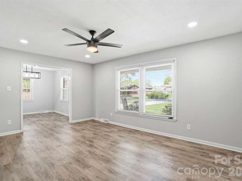440 Woodland Drive, China Grove, NC 28023.  MLS# CAR4366153, YatesRealty ID 15011. 