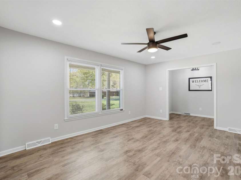 440 Woodland Drive, China Grove, NC 28023.  MLS# CAR4366153, YatesRealty ID 15011. 