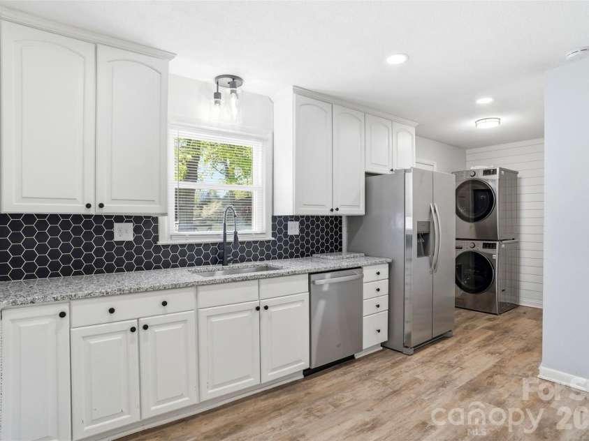 440 Woodland Drive, China Grove, NC 28023.  MLS# CAR4366153, YatesRealty ID 15011. 