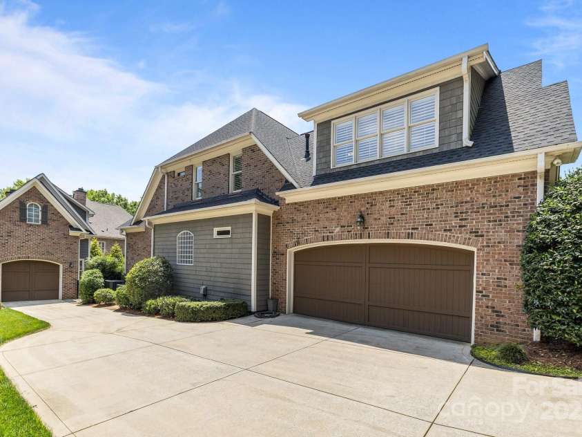 8701 Highgrove Street, Charlotte, NC 28277.  MLS# CAR4256860, YatesRealty ID 15011. 