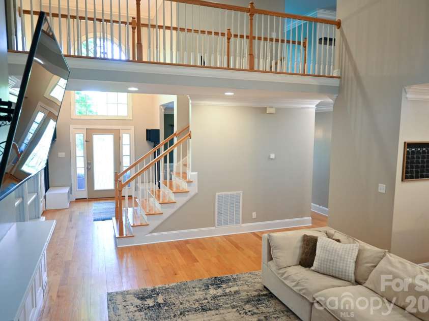 435 Crowders Bluff Court, Clover, SC 29710.  MLS# CAR4364366, YatesRealty ID 15012. 