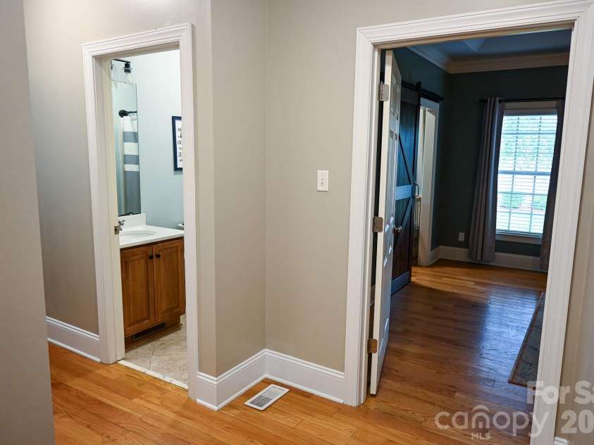 435 Crowders Bluff Court, Clover, SC 29710.  MLS# CAR4364366, YatesRealty ID 15012. 