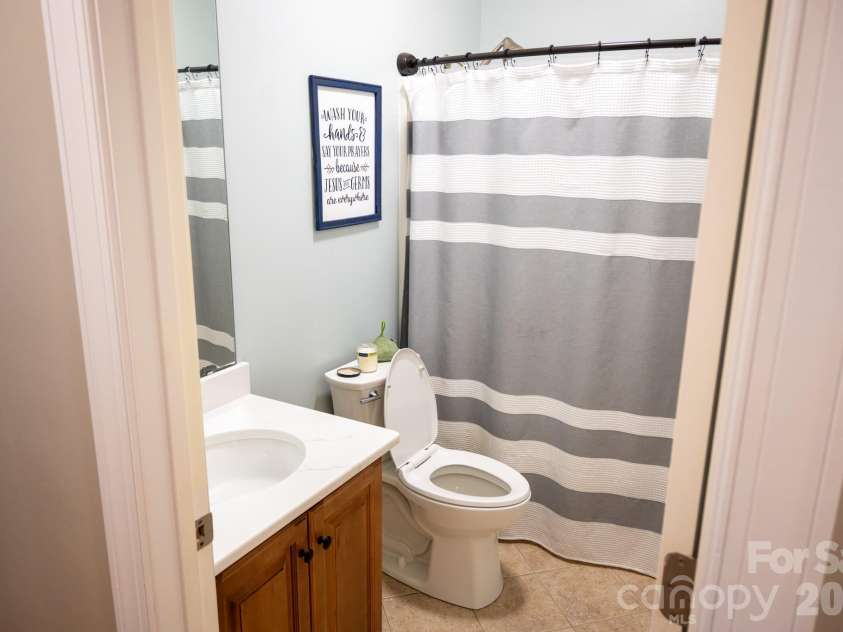 435 Crowders Bluff Court, Clover, SC 29710.  MLS# CAR4364366, YatesRealty ID 15012. 