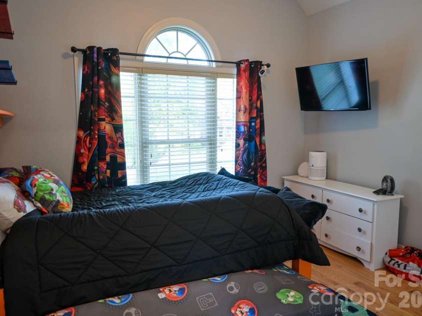 435 Crowders Bluff Court, Clover, SC 29710.  MLS# CAR4364366, YatesRealty ID 15012. 