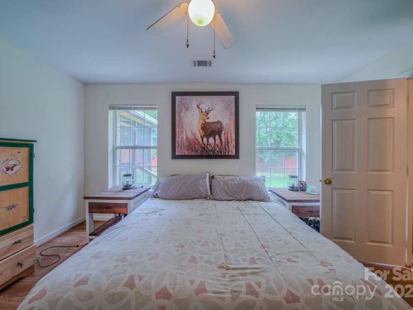 45 Eden Glen Road, Black Mountain, NC 28711.  MLS# CAR4292787, YatesRealty ID 15012. 