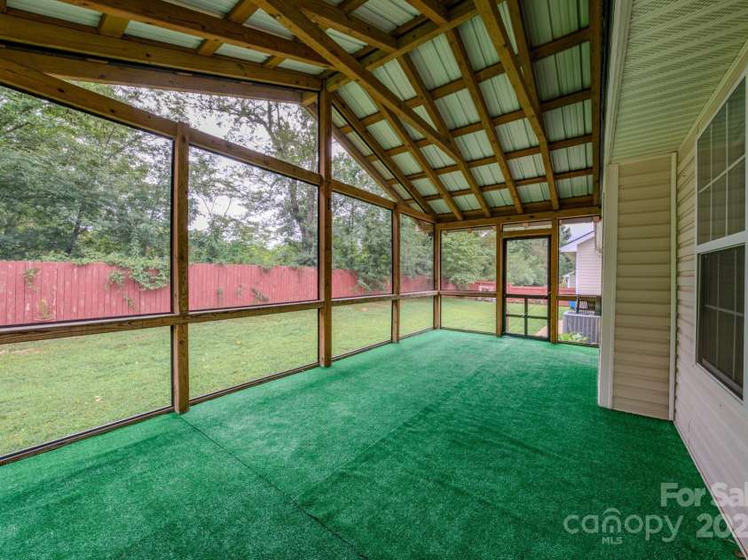 45 Eden Glen Road, Black Mountain, NC 28711.  MLS# CAR4292787, YatesRealty ID 15012. 