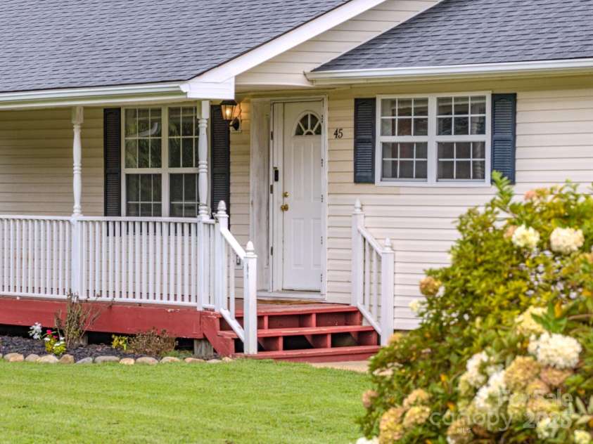 45 Eden Glen Road, Black Mountain, NC 28711.  MLS# CAR4292787, YatesRealty ID 15012. 