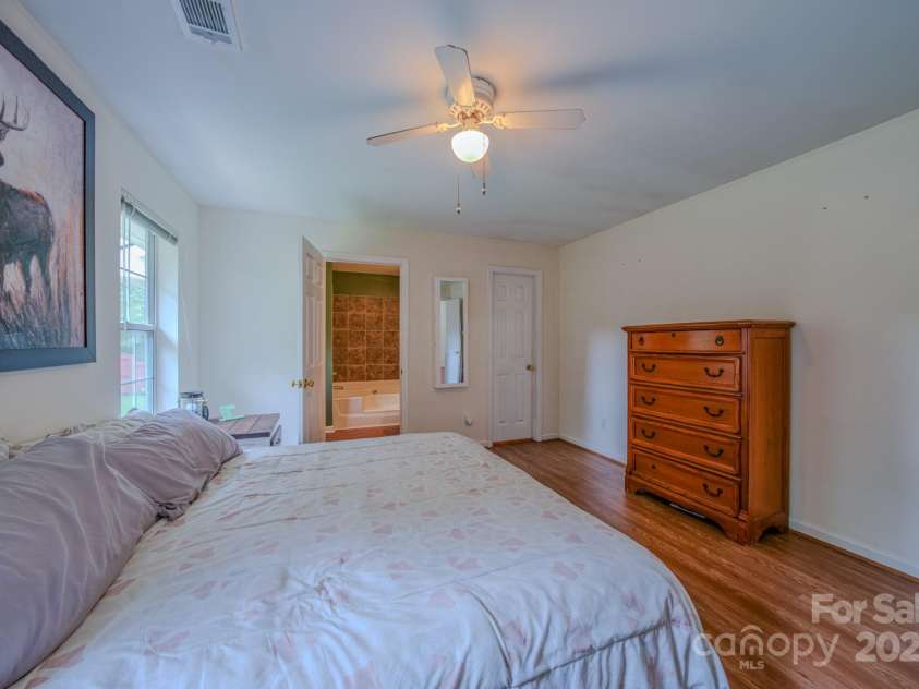 45 Eden Glen Road, Black Mountain, NC 28711.  MLS# CAR4292787, YatesRealty ID 15012. 