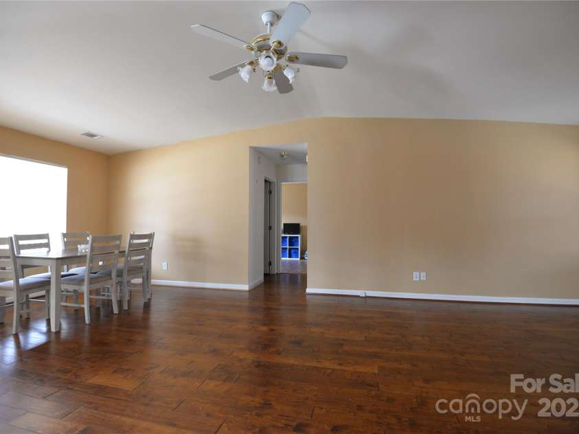 45 Eden Glen Road, Black Mountain, NC 28711.  MLS# CAR4292787, YatesRealty ID 15012. 