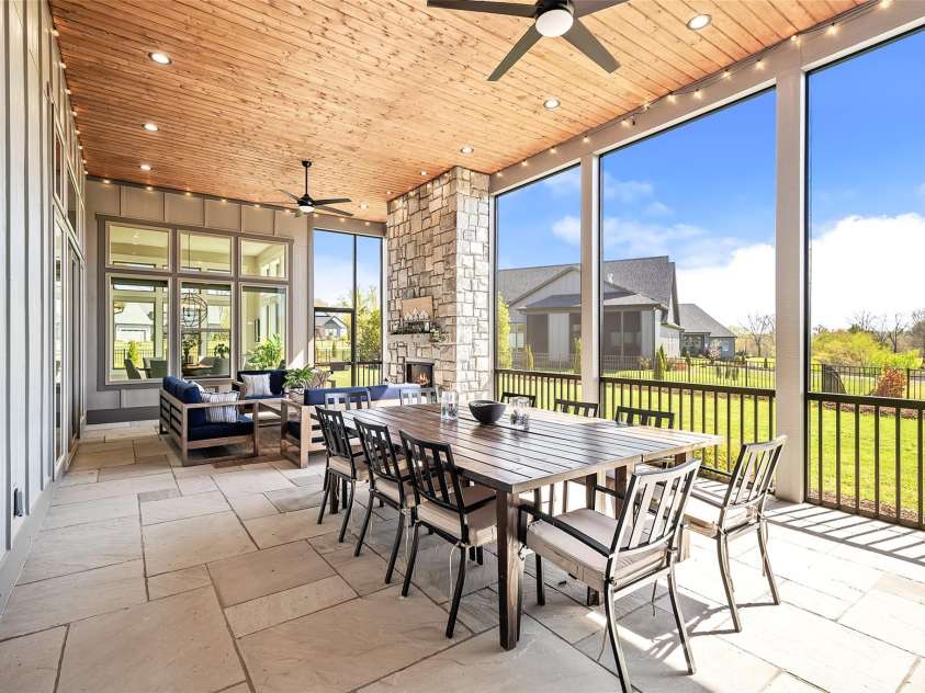 480 Daniel Circle Drive, Mills River, NC 28759.  MLS# CAR4369212, YatesRealty ID 15013. 