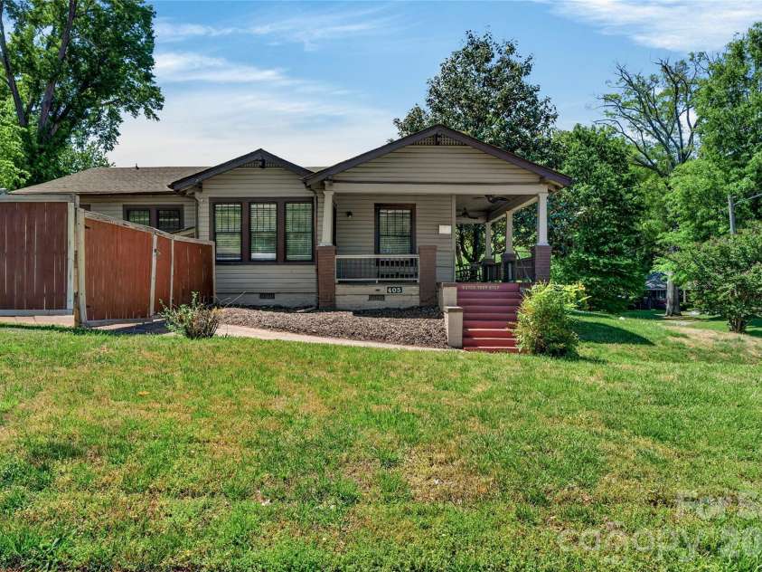405 Walnut Avenue, Charlotte, NC 28208.  MLS# CAR4372853, YatesRealty ID 15014. View for 4th St. Ext