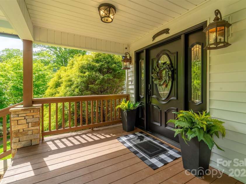 3407 Patton Road, Franklin, NC 28734.  MLS# CAR4259135, YatesRealty ID 15015. 