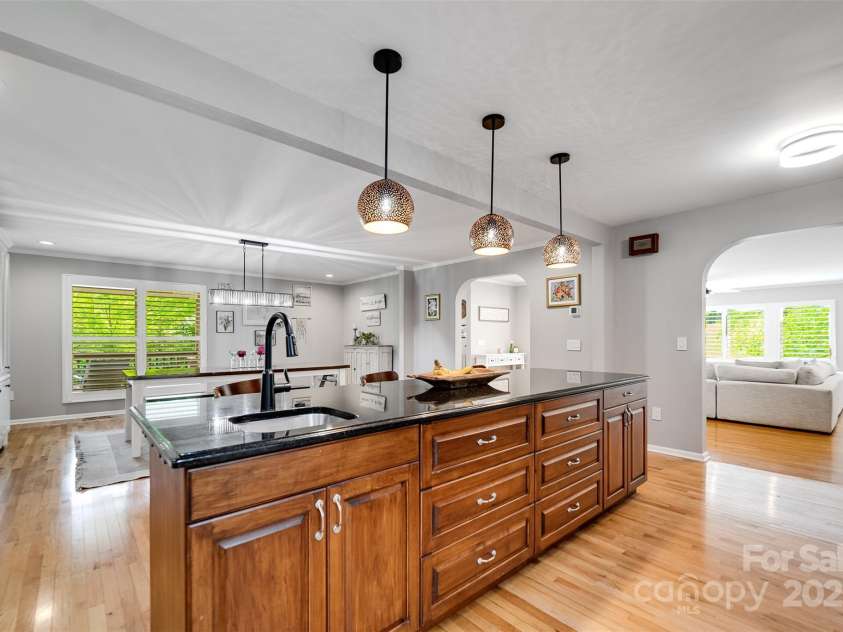 3407 Patton Road, Franklin, NC 28734.  MLS# CAR4259135, YatesRealty ID 15015. 