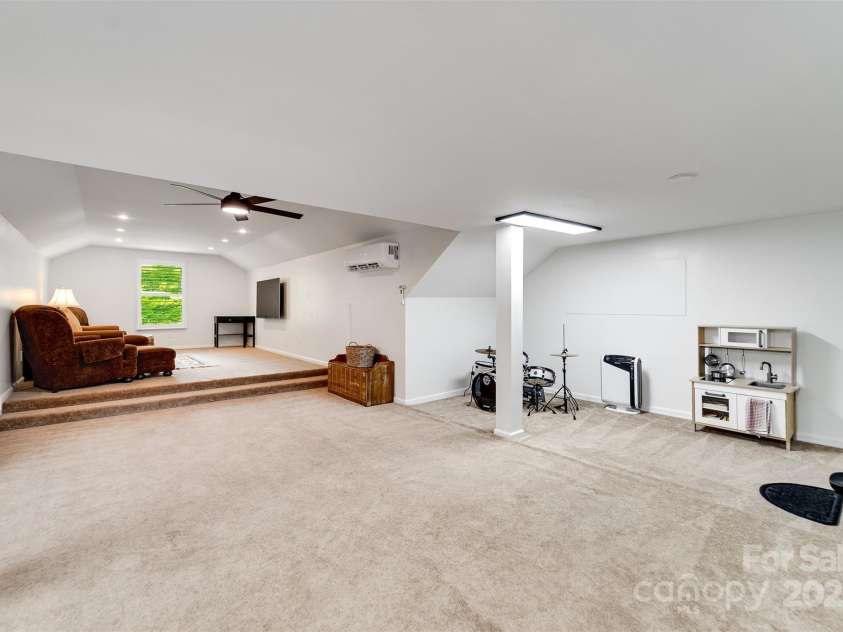 3407 Patton Road, Franklin, NC 28734.  MLS# CAR4259135, YatesRealty ID 15015. 