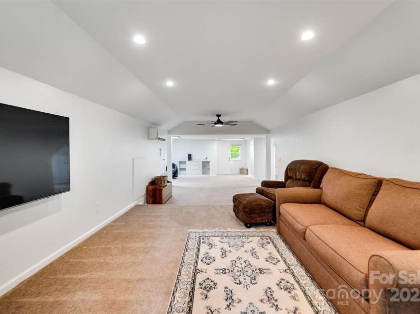 3407 Patton Road, Franklin, NC 28734.  MLS# CAR4259135, YatesRealty ID 15015. 