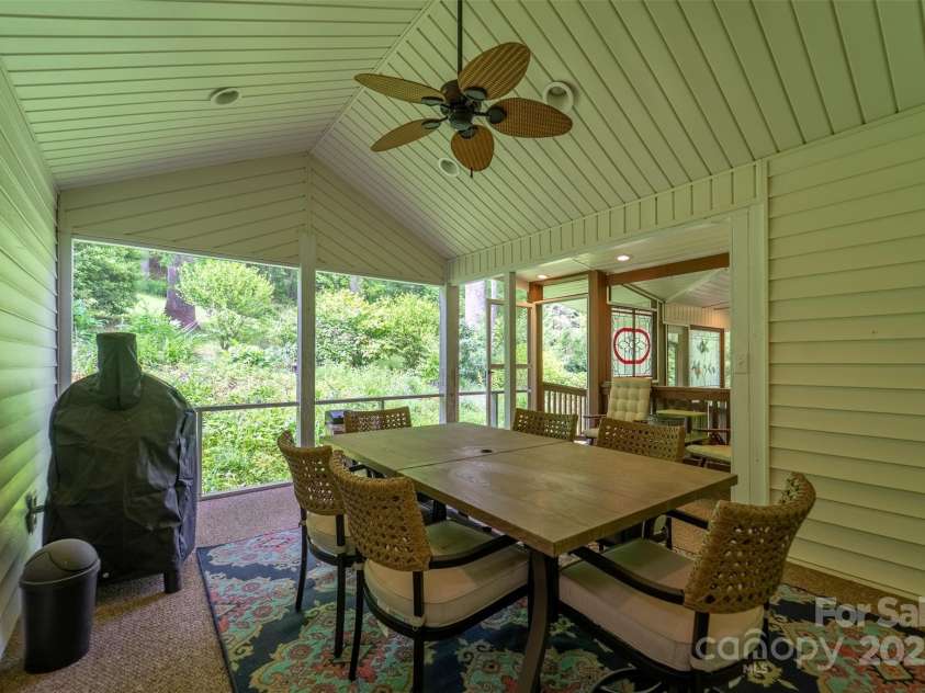 3407 Patton Road, Franklin, NC 28734.  MLS# CAR4259135, YatesRealty ID 15015. 