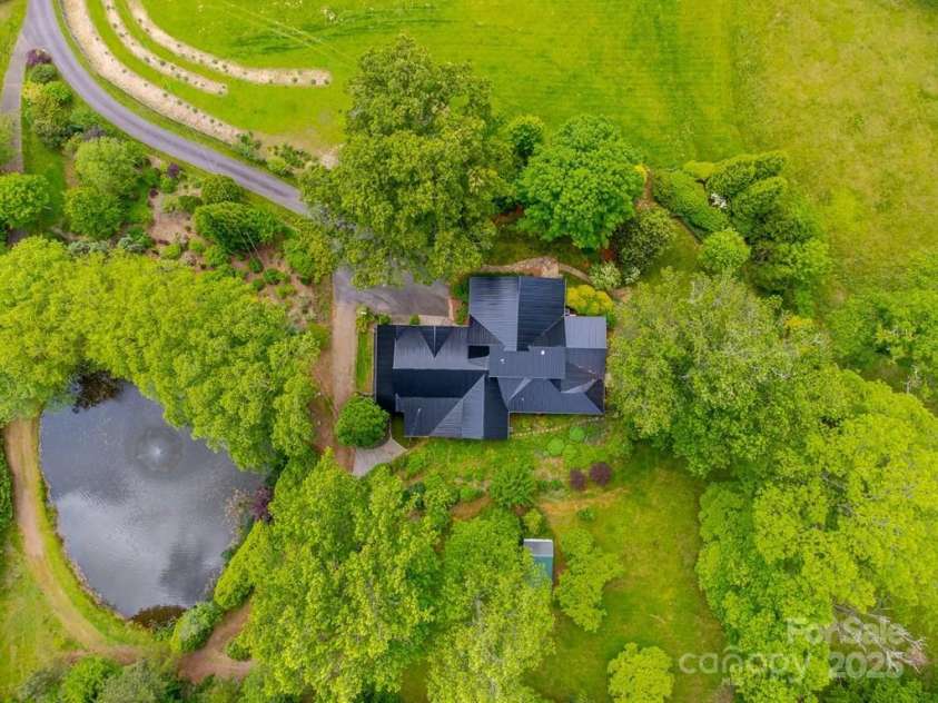 3407 Patton Road, Franklin, NC 28734.  MLS# CAR4259135, YatesRealty ID 15015. 