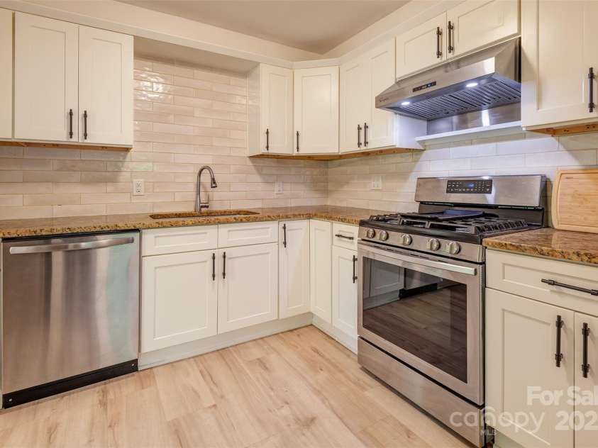 9 North Street, Weaverville, NC 28787.  MLS# CAR4255225, YatesRealty ID 15016. 