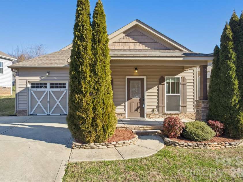 166 Battery Drive, Locust, NC 28097.  MLS# CAR4335030, YatesRealty ID 15017. 