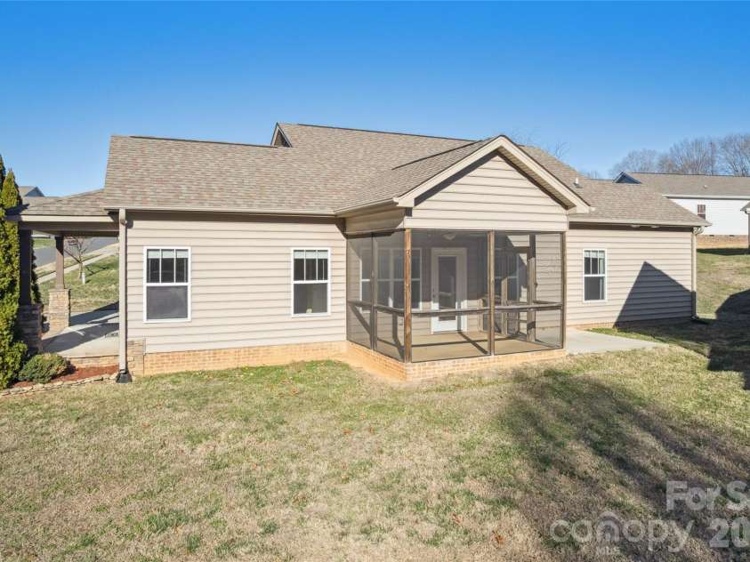 166 Battery Drive, Locust, NC 28097.  MLS# CAR4335030, YatesRealty ID 15017. 