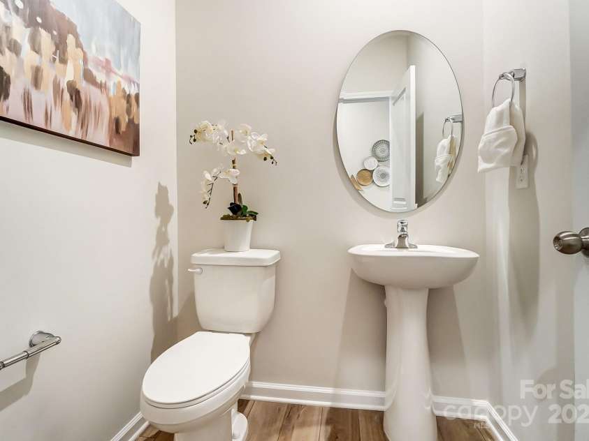 252 Laura Elizabeth Lane, Clover, SC 29710.  MLS# CAR4218994, YatesRealty ID 15018. 