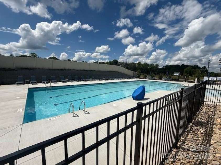 252 Laura Elizabeth Lane, Clover, SC 29710.  MLS# CAR4218994, YatesRealty ID 15018. 