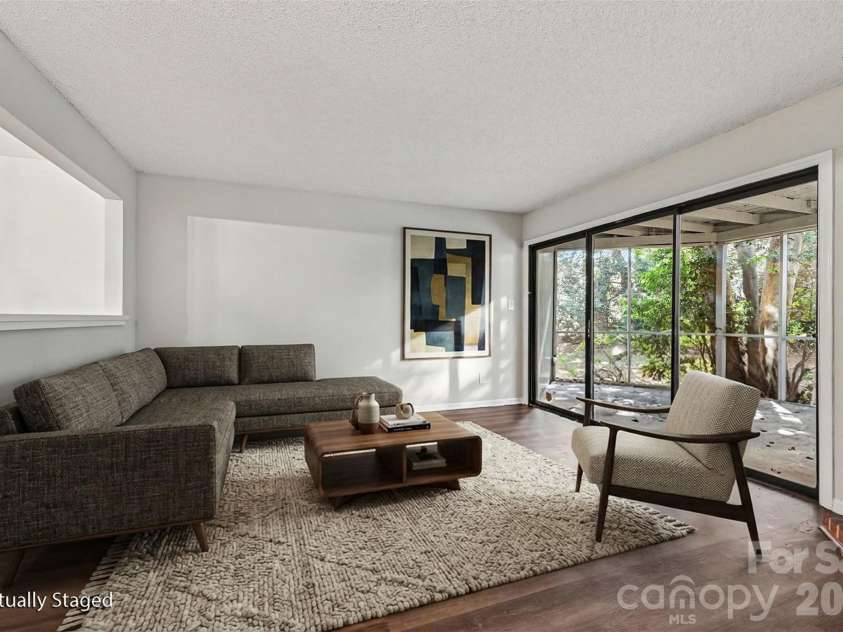 8005 Horse Chestnut Lane, Charlotte, NC 28277.  MLS# CAR4429122, YatesRealty ID 15018. 
