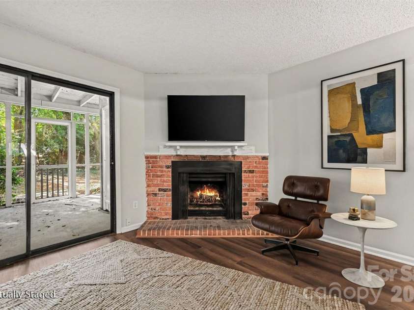 8005 Horse Chestnut Lane, Charlotte, NC 28277.  MLS# CAR4429122, YatesRealty ID 15018. 