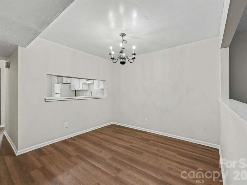 8005 Horse Chestnut Lane, Charlotte, NC 28277.  MLS# CAR4429122, YatesRealty ID 15018. 