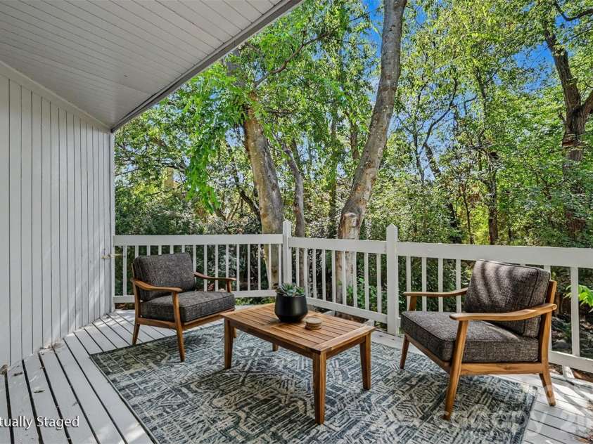 8005 Horse Chestnut Lane, Charlotte, NC 28277.  MLS# CAR4429122, YatesRealty ID 15018. 