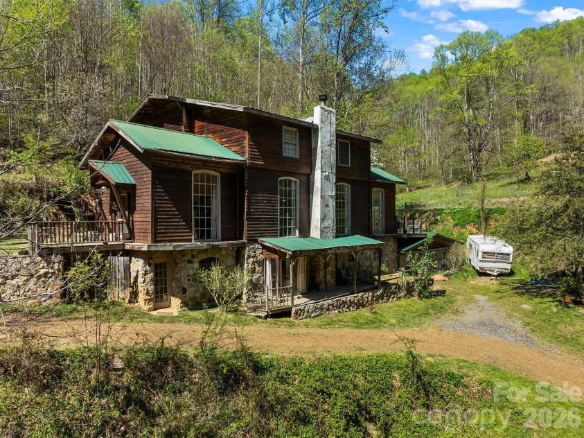 1717 Howard Moore Road, Hot Springs, NC 28743.  MLS# CAR4372846, YatesRealty ID 15019. 