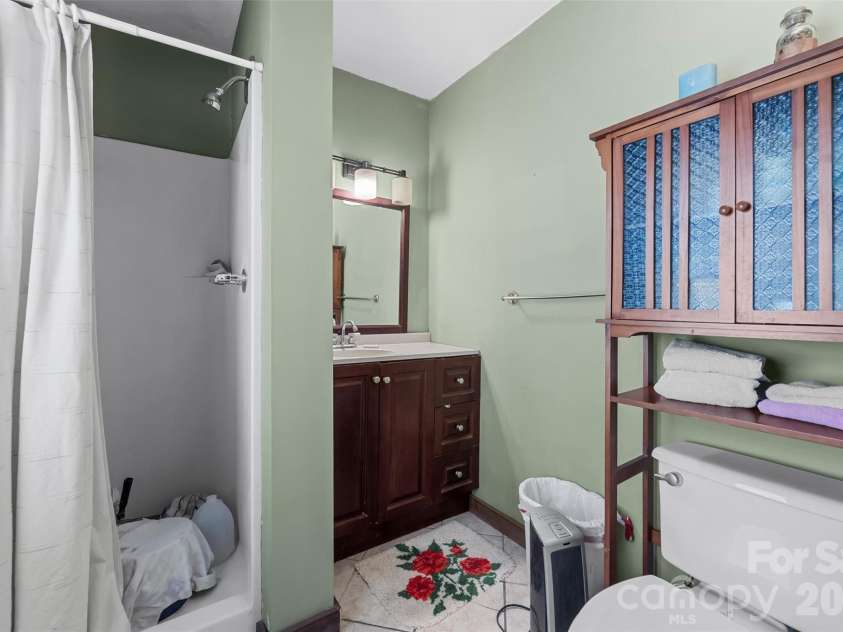 1717 Howard Moore Road, Hot Springs, NC 28743.  MLS# CAR4372846, YatesRealty ID 15019. 