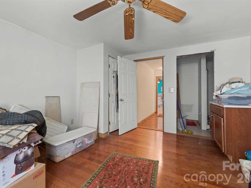 1717 Howard Moore Road, Hot Springs, NC 28743.  MLS# CAR4372846, YatesRealty ID 15019. 