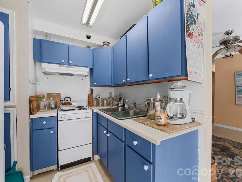 1717 Howard Moore Road, Hot Springs, NC 28743.  MLS# CAR4372846, YatesRealty ID 15019. 