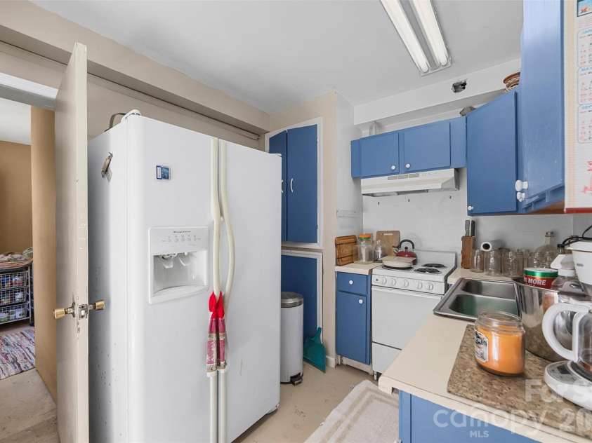 1717 Howard Moore Road, Hot Springs, NC 28743.  MLS# CAR4372846, YatesRealty ID 15019. 