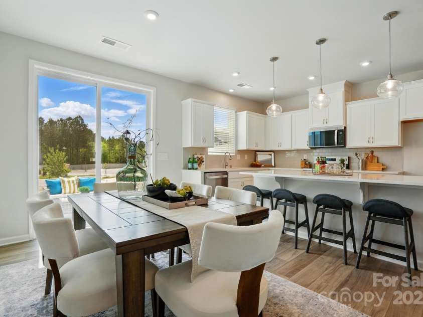 604 Cassidy Court, Clover, SC 29710.  MLS# CAR4219127, YatesRealty ID 15019. 