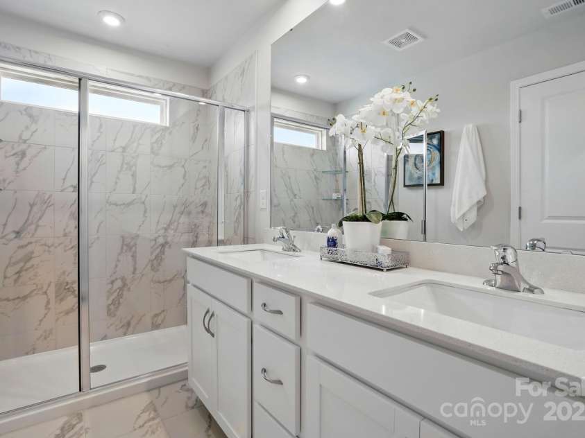 604 Cassidy Court, Clover, SC 29710.  MLS# CAR4219127, YatesRealty ID 15019. 