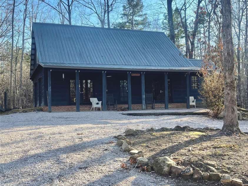 1386 Old Pinckney Road, York, SC 29745.  MLS# CAR4196379, YatesRealty ID 1502. 