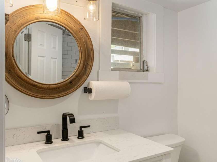 386 Charlotte Drive, Lake Lure, NC 28746.  MLS# CAR4243740, YatesRealty ID 15020. Lower Level: Bathroom